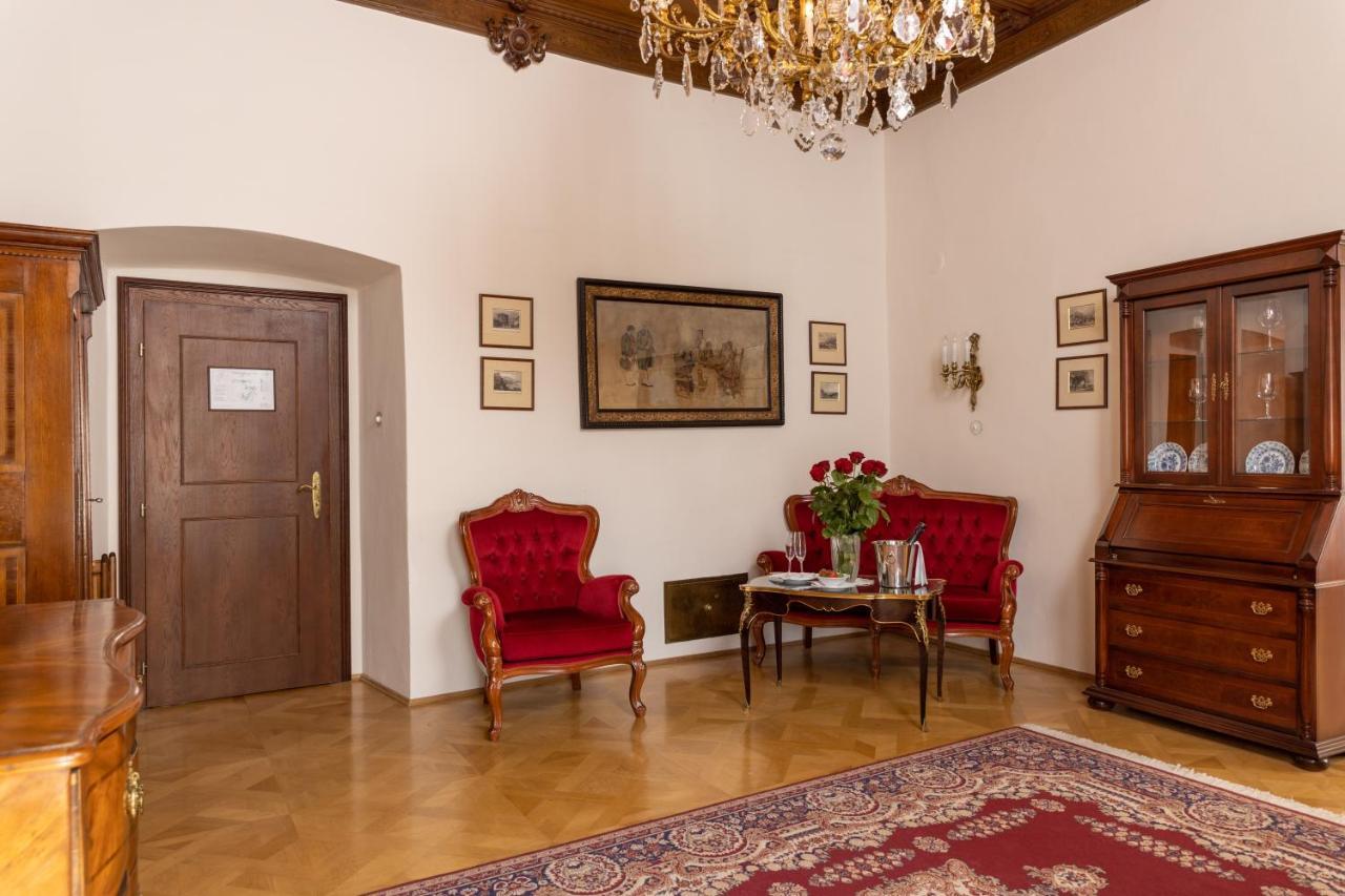 Hotel Zamek Stirin Velké Popovice Dış mekan fotoğraf